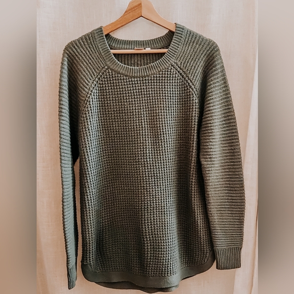 Green knit pullover - Picture 3 of 4